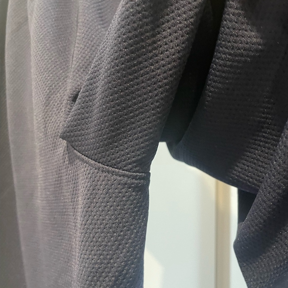 Underarmor Extra Small Workout Pants With Snaps - image 7